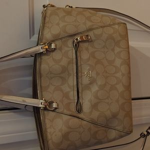 Coach bag 13x 9